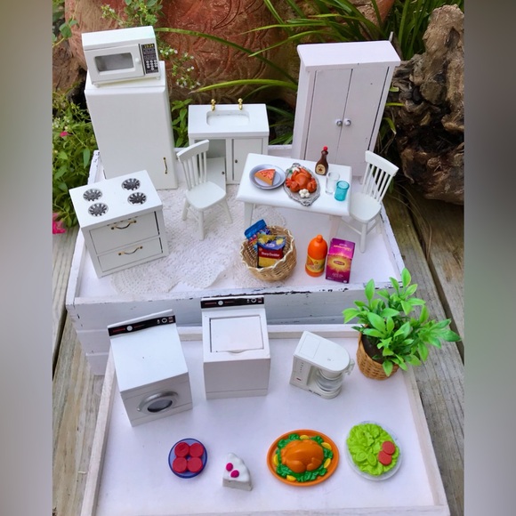 Lot Dollhouse Furniture Kitchen Appliances Laundry Machines Food Accessories - Picture 1 of 16